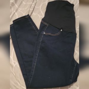 Torrid maternity Jeans 14